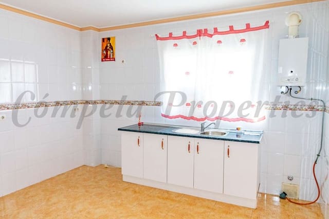 4 soveværelse Byhus til salg i Cómpeta med garage - € 199.500 (Ref: 7599655)