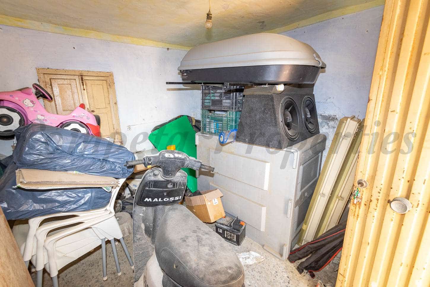 Hus til salgs i Torrox - € 49 000 (Ref: 7657652)