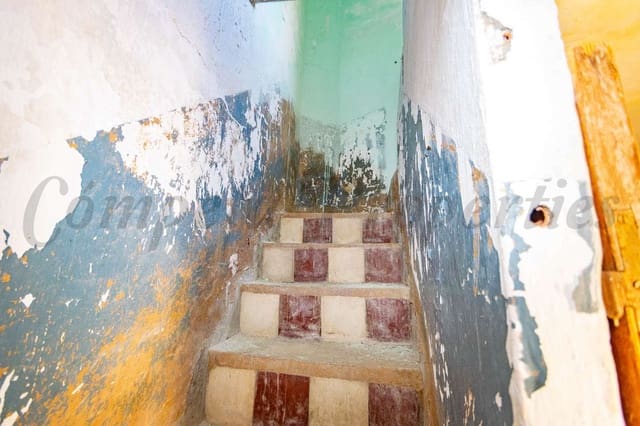 Hus til salgs i Torrox - € 49 000 (Ref: 7657652)