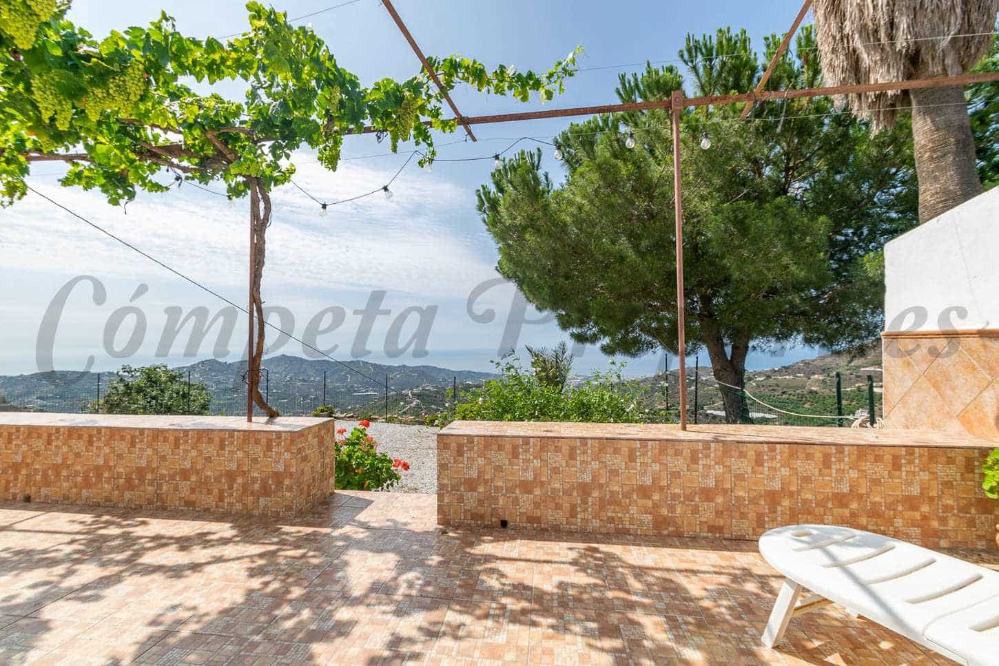 3 soveværelse Finca/Landehus til leje i Torrox med garage - € 1.200 (Ref: 7660017)