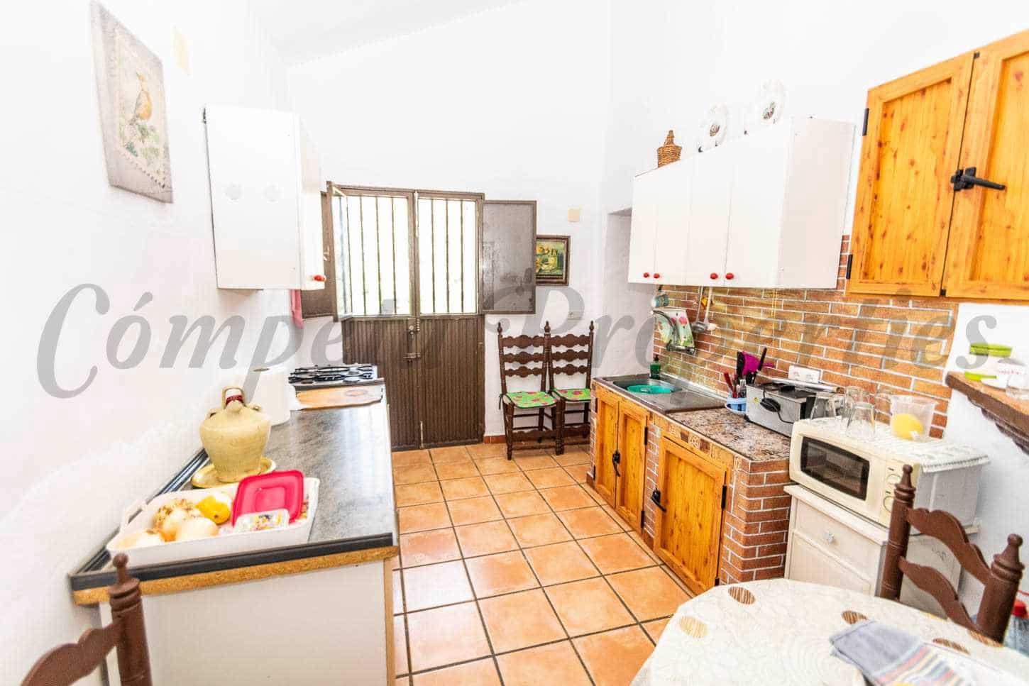 3 soveværelse Finca/Landehus til leje i Torrox med garage - € 1.200 (Ref: 7660017)