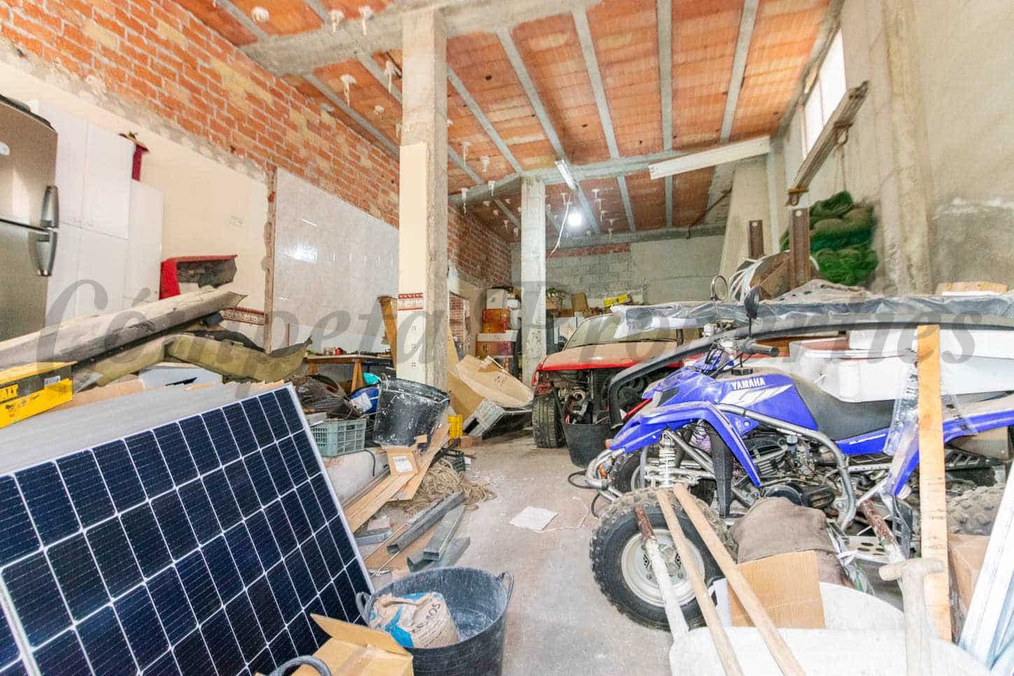 3 soveværelse Lejlighed til salg i Sayalonga - € 230.000 (Ref: 7705229)