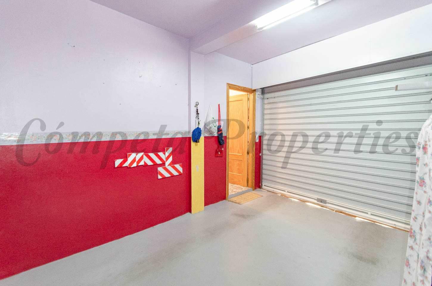 3 bedroom Townhouse for sale in Competa with garage - € 148,500 (Ref: 7705230)