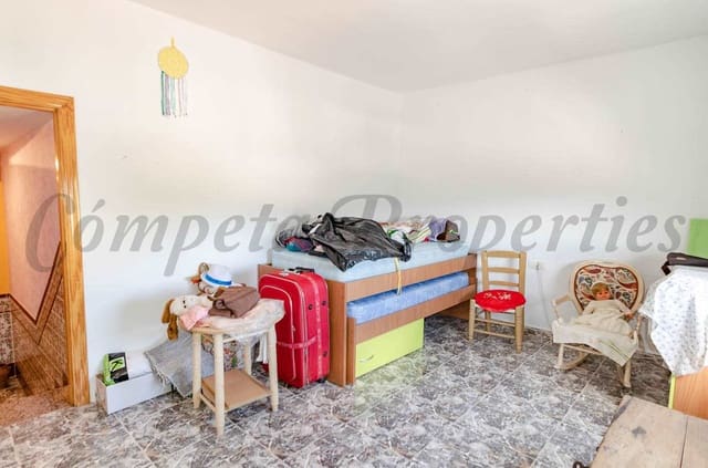 3 slaapkamer Huis te koop in Cómpeta met garage - € 148.500 (Ref: 7705230)