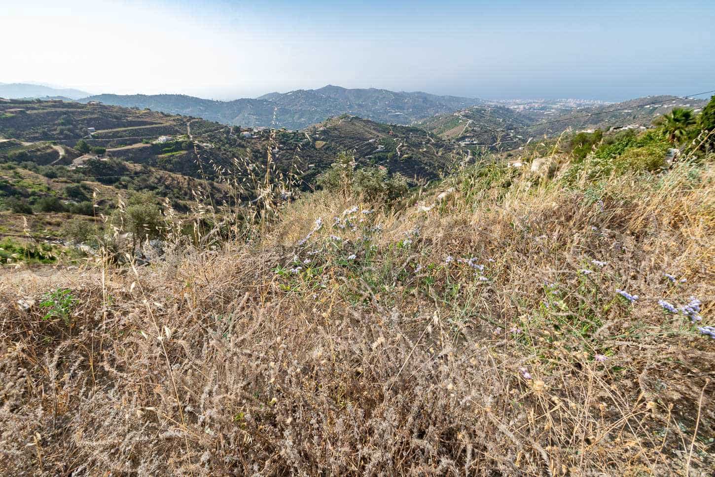 Ubebygd land til salgs i Torrox - € 88 000 (Ref: 7713768)