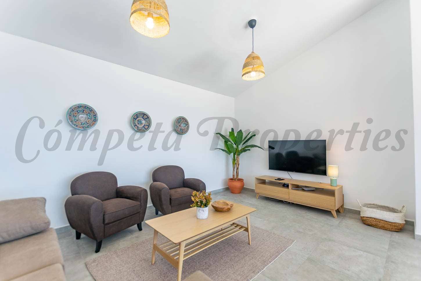 4 quarto Moradia para arrendar em Competa com piscina garagem - 3 600 € (Ref: 7758358)