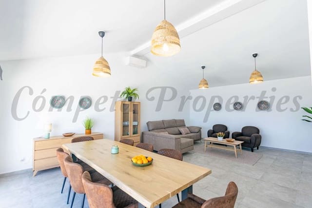 4 sovrum Villa att hyra i Cómpeta med pool garage - 3 600 € (Ref: 7758358)
