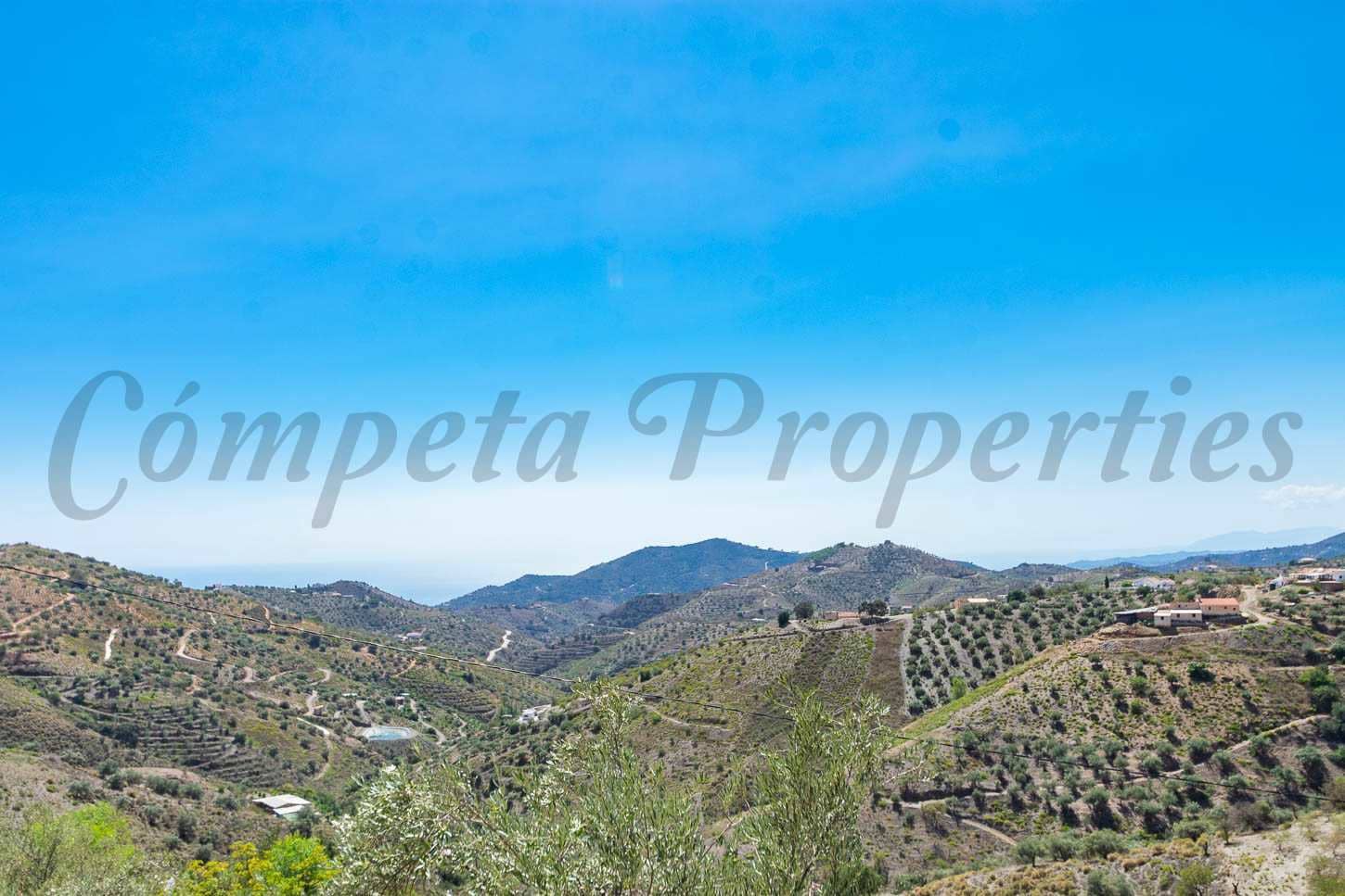 Ubebygd land til salgs i Canillas de Albaida - € 46 000 (Ref: 7788122)