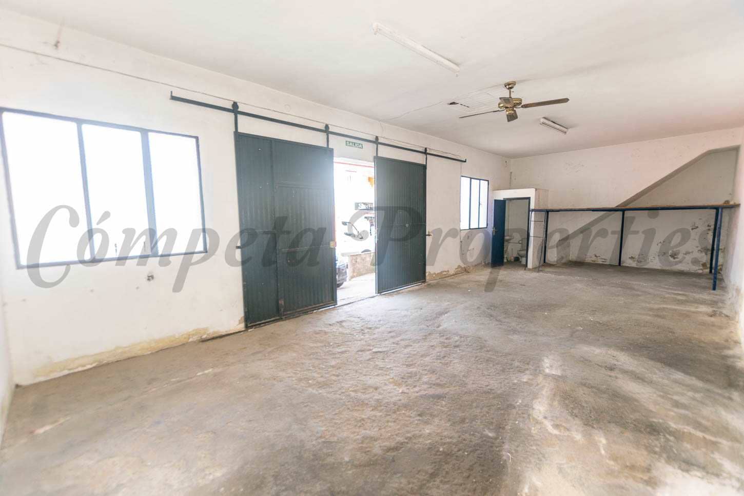 3 bedroom Townhouse for sale in Competa - € 180,000 (Ref: 7792836)