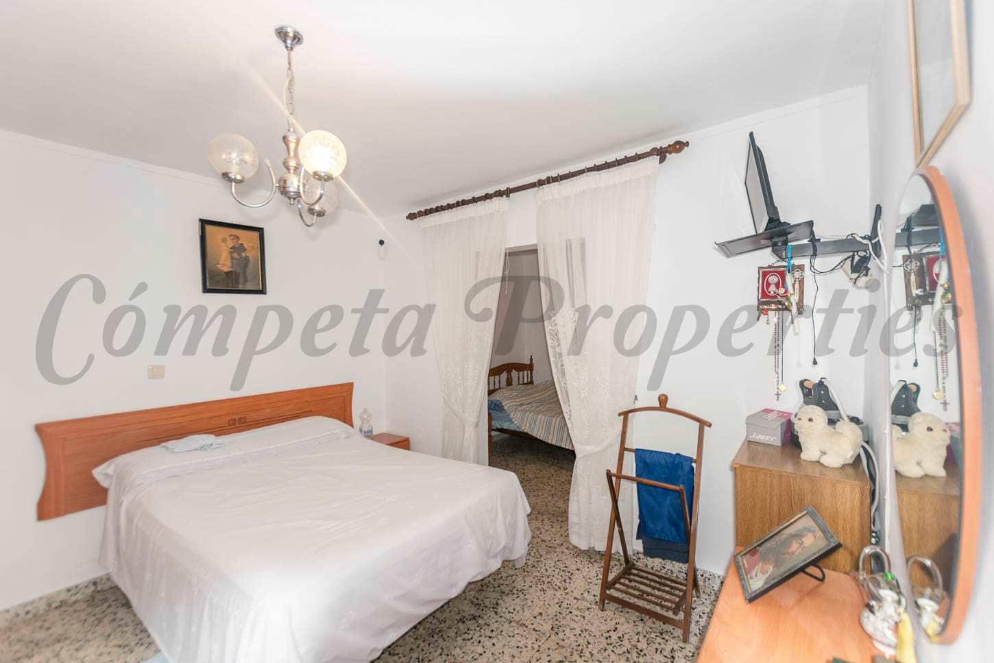 3 slaapkamer Huis te koop in Competa - € 195.000 (Ref: 7792837)
