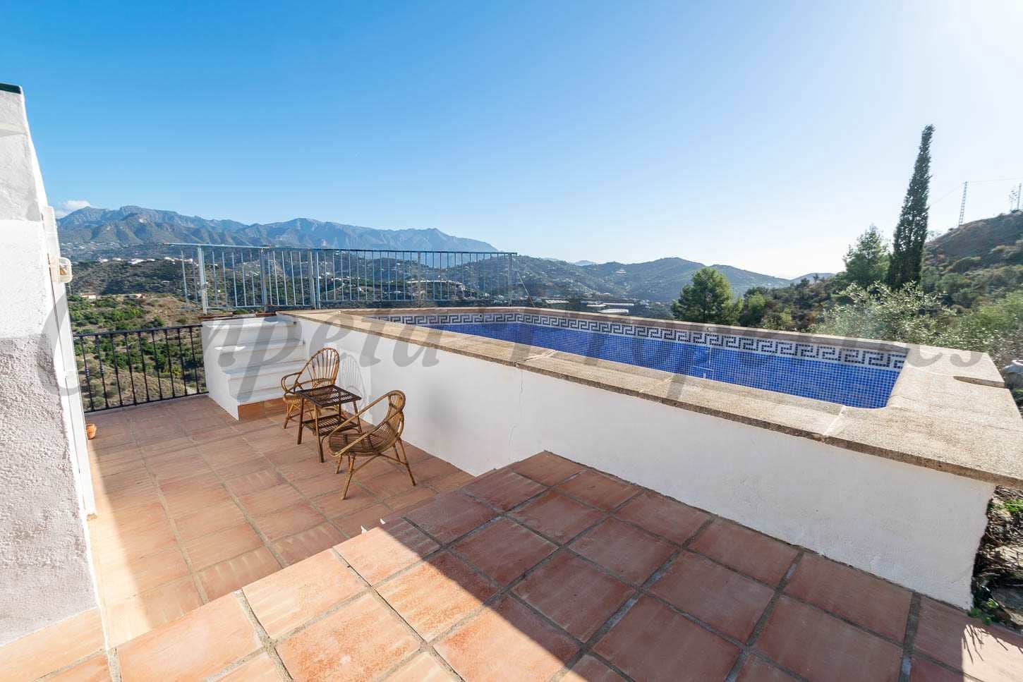 5 bedroom Finca/Country House for sale in Torrox with pool garage - € 535,000 (Ref: 7881627)