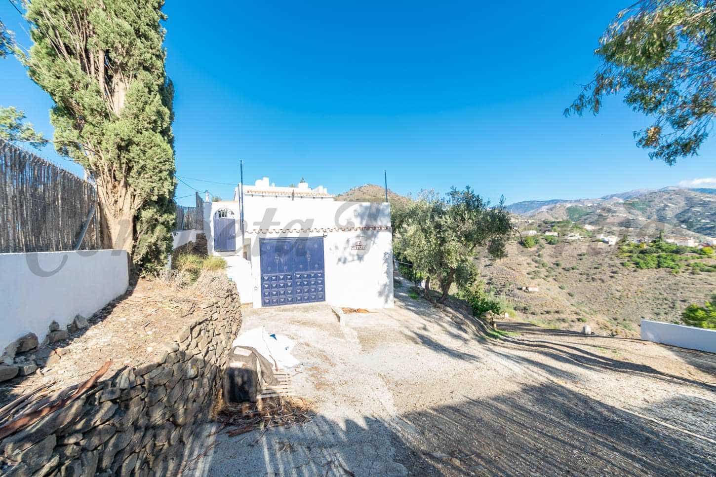 3 makuuhuone Maalaistalo myytävänä paikassa Torrox mukana uima-altaan 
autotalli - 490 000 € (Ref: 7881627)