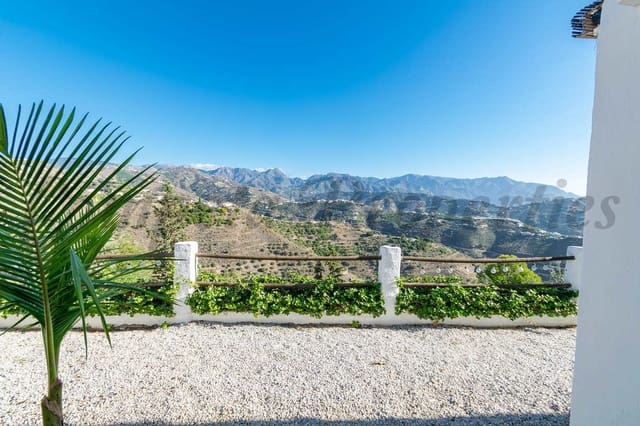 3 sovrum Finca/Hus på landet till salu i Torrox med pool garage - 490 000 € (Ref: 7881627)