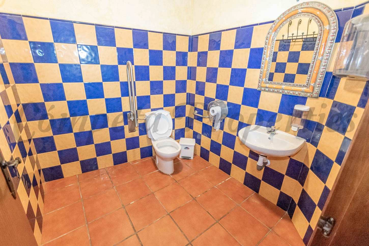 Townhouse for sale in Torrox - € 125,000 (Ref: 7883775)