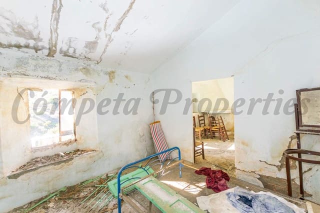 Finca/Landhuis te koop in Cómpeta - € 80.000 (Ref: 7912904)