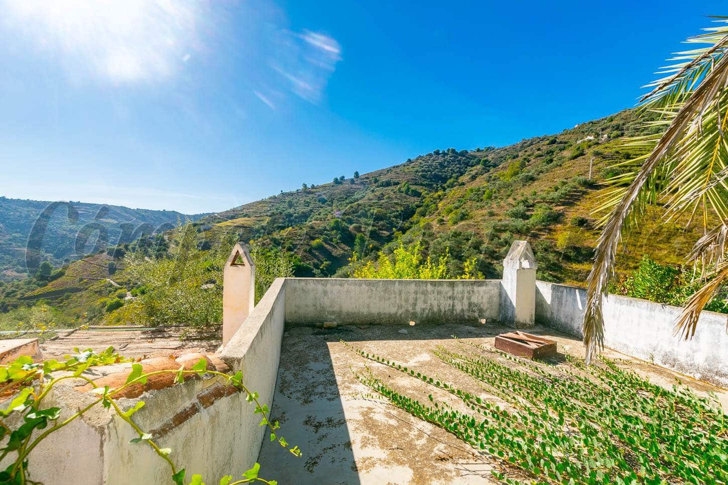 Finca/Landhuis te koop in Competa - € 80.000 (Ref: 7912904)