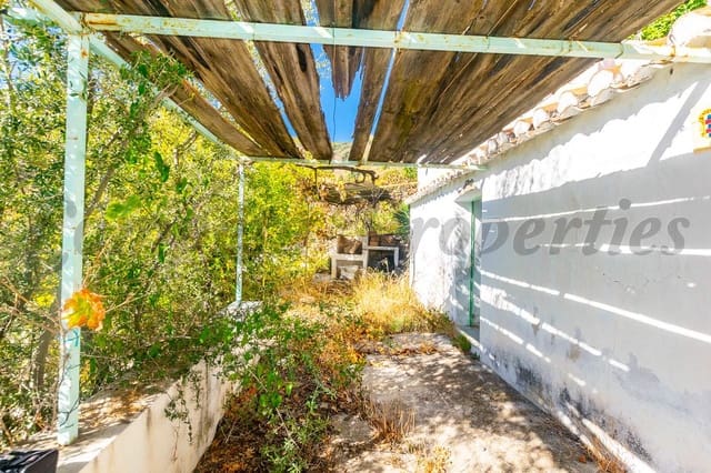 Finca/Landhuis te koop in Cómpeta - € 80.000 (Ref: 7912904)