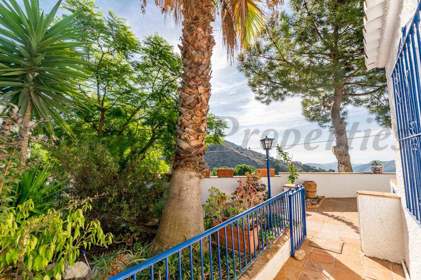 3 makuuhuone Maalaistalo lomavuokrausta paikassa Competa mukana uima-altaan - 900 € (Ref: 7985390)