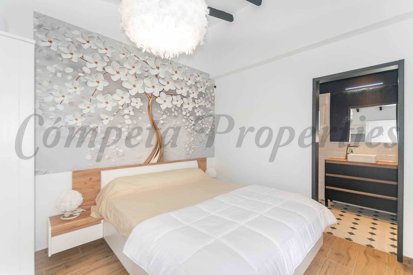   4 soveværelse   ferieFinca/Landehus i Torrox   med   swimmingpool   - € 1.125 (Ref: 7985506)