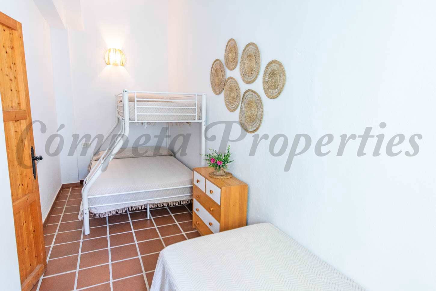 4 soveværelse Finca/Landehus til leje i Competa med swimmingpool - € 2.250 (Ref: 7985522)