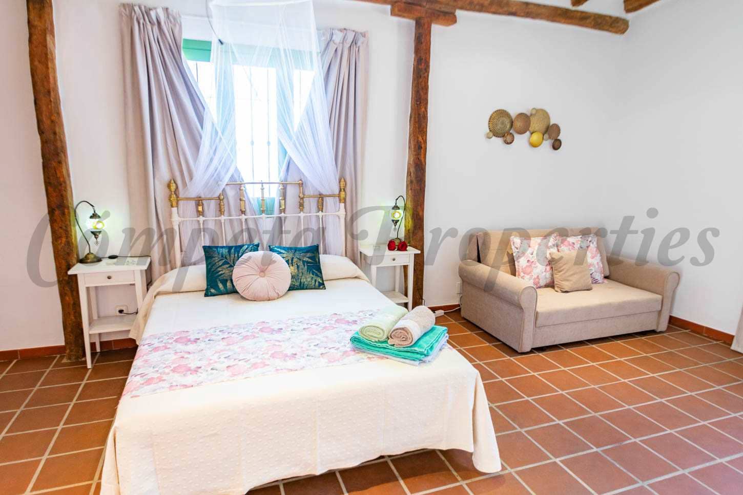 4 soveværelse Finca/Landehus til leje i Competa med swimmingpool - € 2.250 (Ref: 7985522)