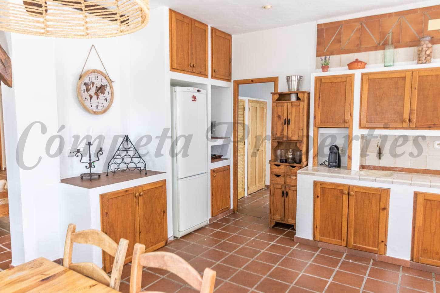 4 soveværelse Finca/Landehus til leje i Competa med swimmingpool - € 2.250 (Ref: 7985522)