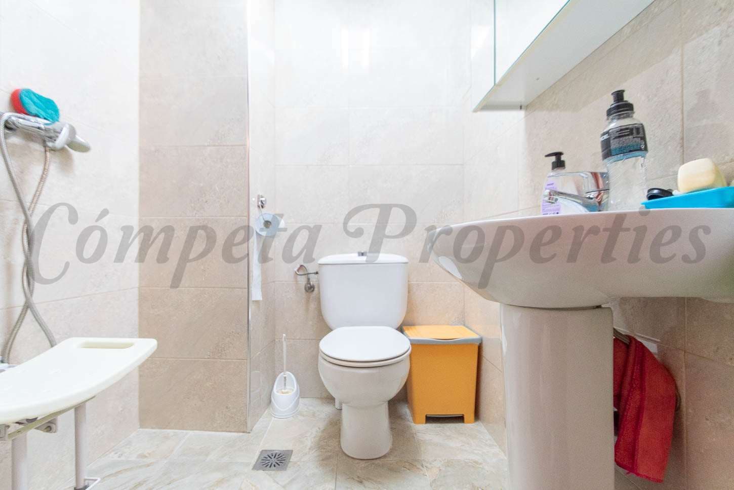 7 slaapkamer Huis te koop in Competa - € 750.000 (Ref: 7985550)