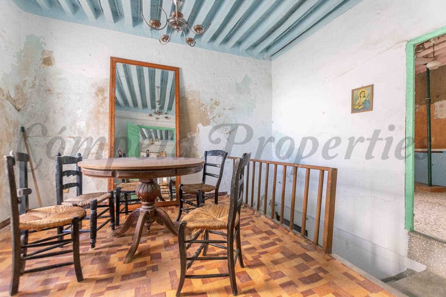 Maison de Ville à vendre à Competa - 125 000 € (Ref: 8118063)