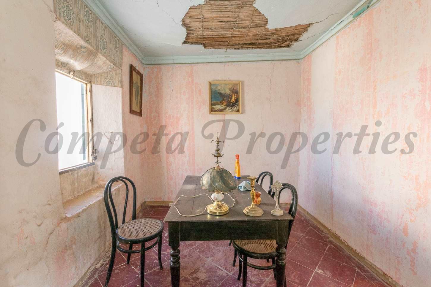 Maison de Ville à vendre à Competa - 125 000 € (Ref: 8118063)