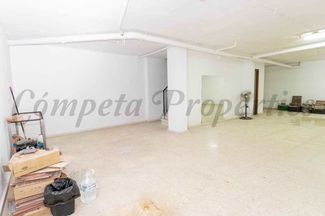 8 bedroom Townhouse for sale in Nerja - € 950,000 (Ref: 8141424)