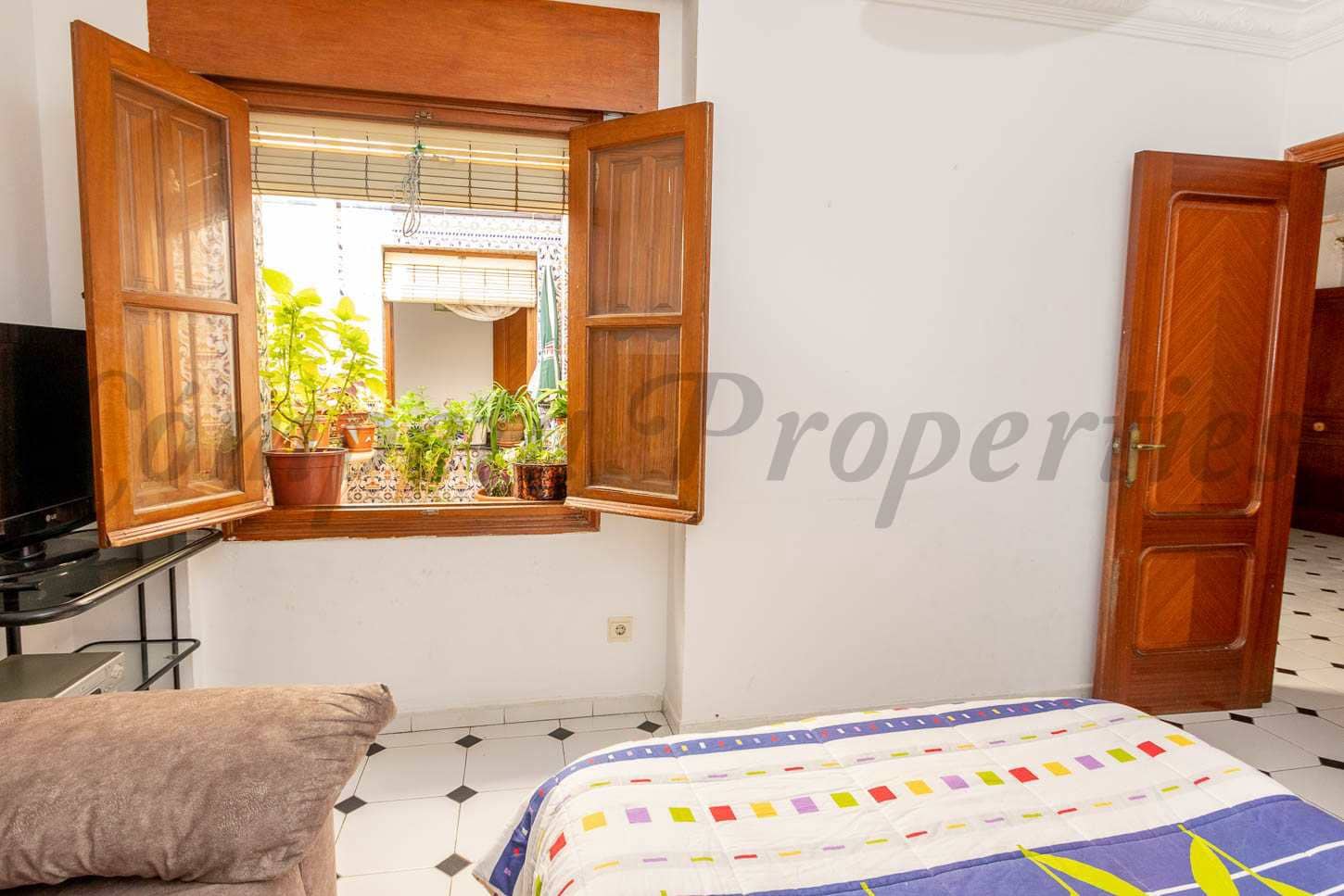 8 bedroom Townhouse for sale in Nerja - € 950,000 (Ref: 8141424)