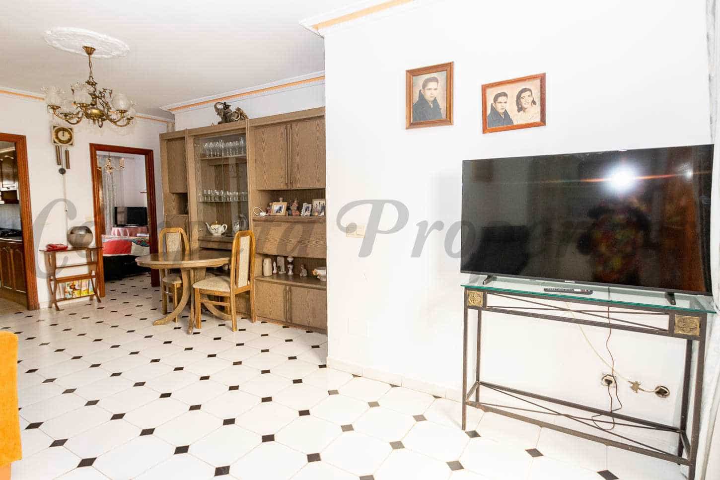 8 bedroom Townhouse for sale in Nerja - € 950,000 (Ref: 8141424)