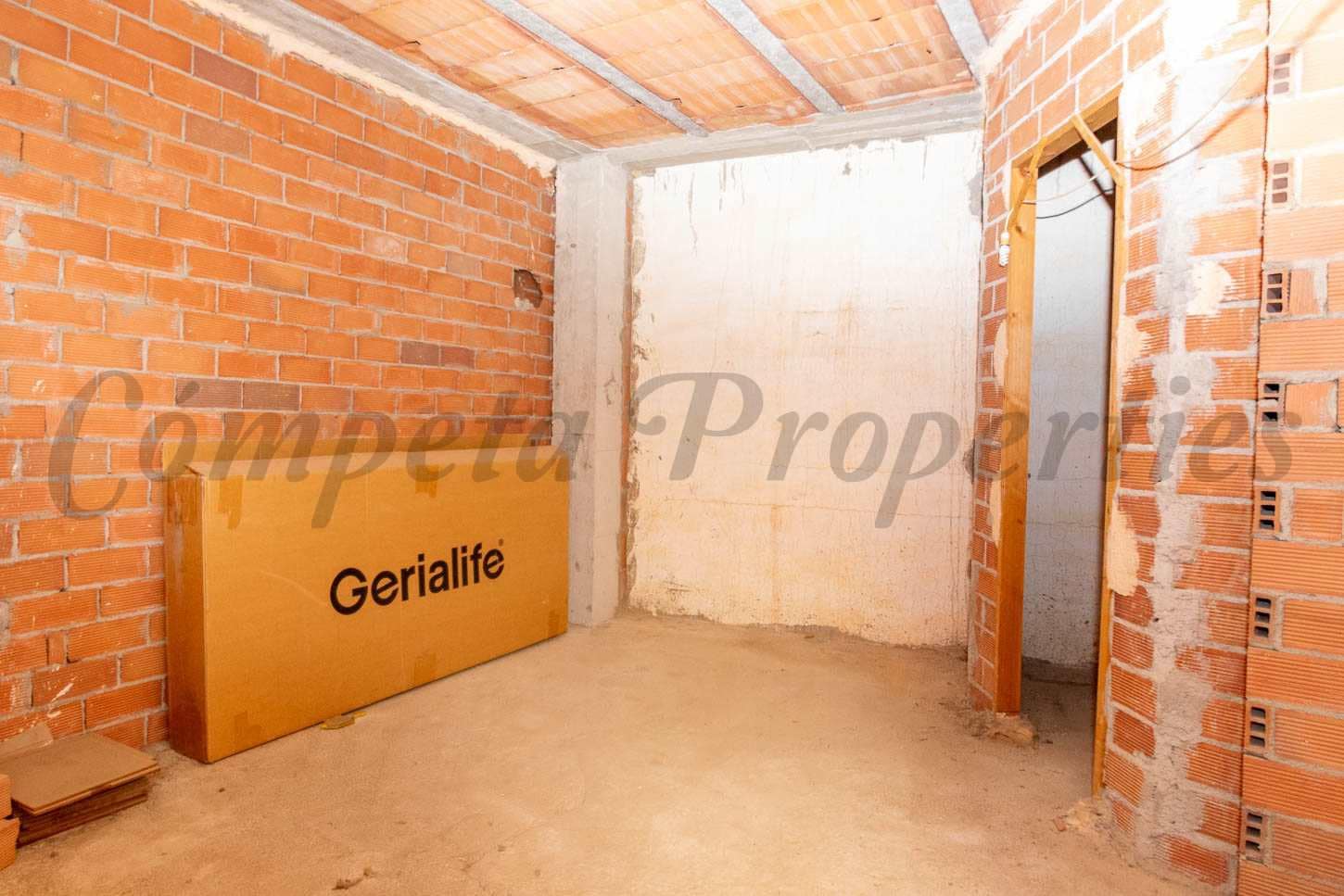 8 bedroom Townhouse for sale in Nerja - € 950,000 (Ref: 8141424)