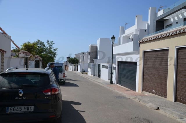 Bouwgrond te koop in Nerja - € 130.000 (Ref: 8173584)