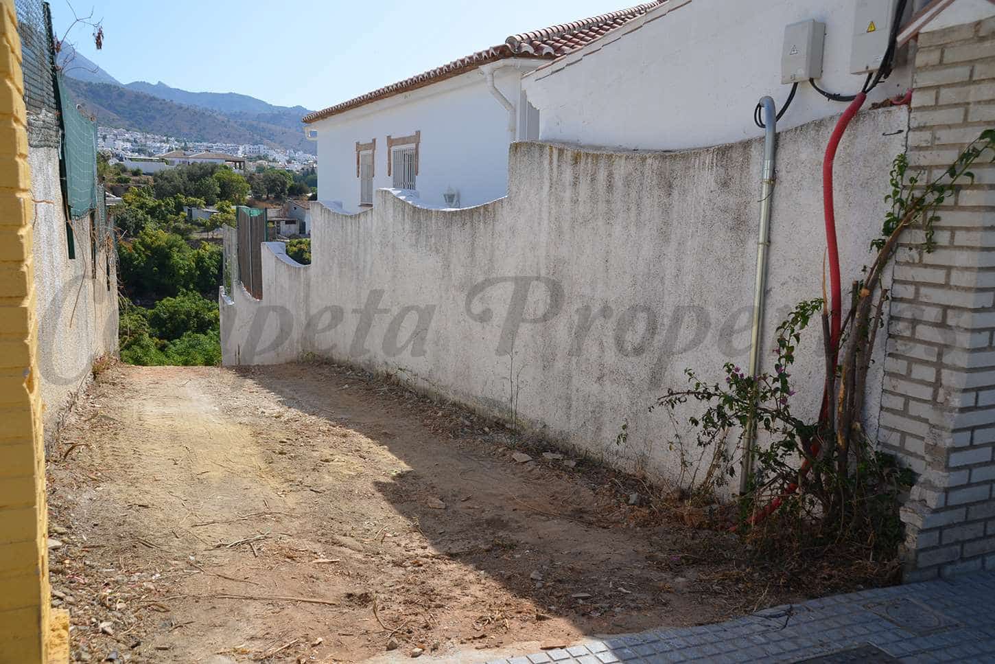 Bouwgrond te koop in Nerja - € 130.000 (Ref: 8173584)