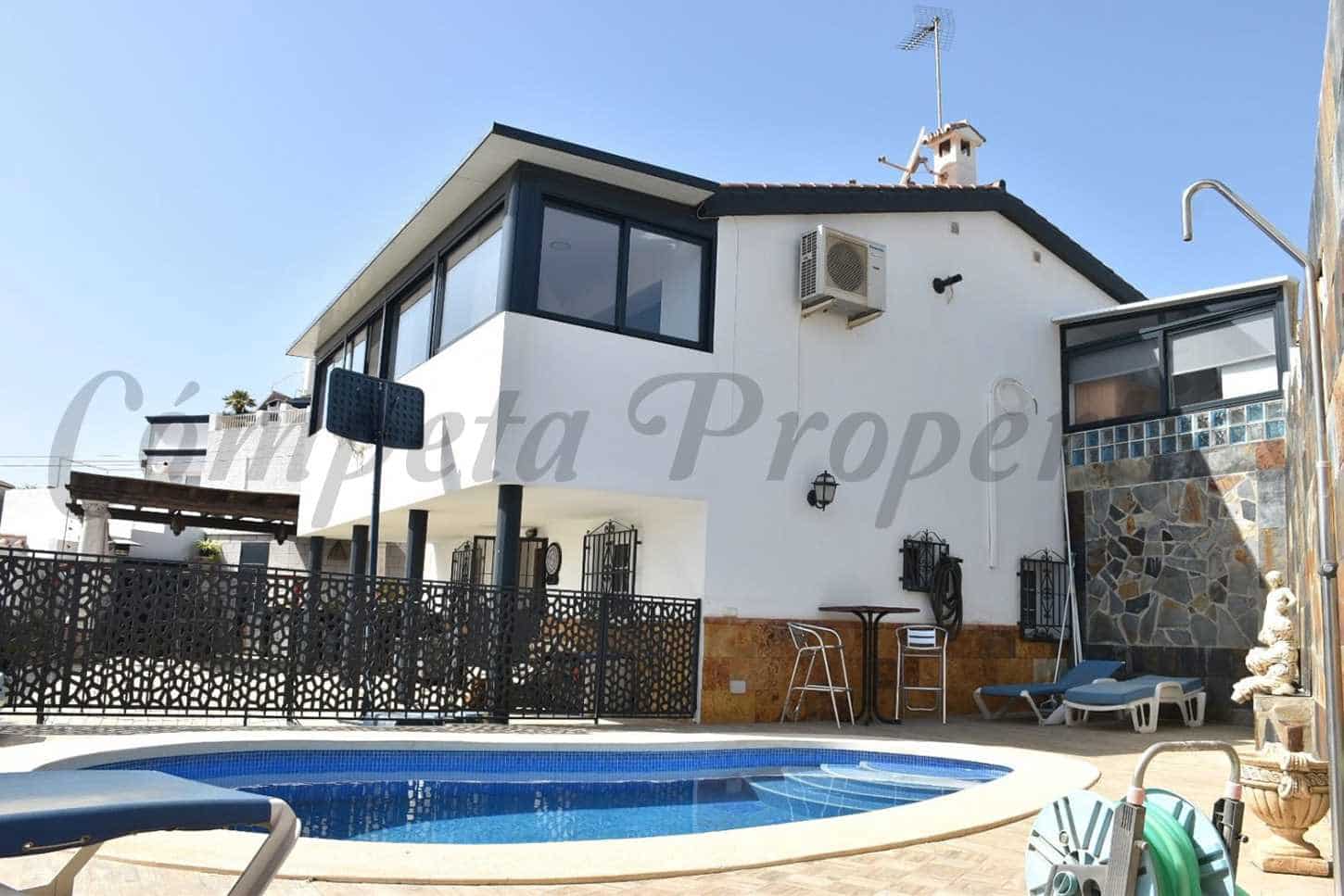 3 chambre Maison de Ville à vendre à Torrox avec piscine garage - 630 000 € (Ref: 8176185)