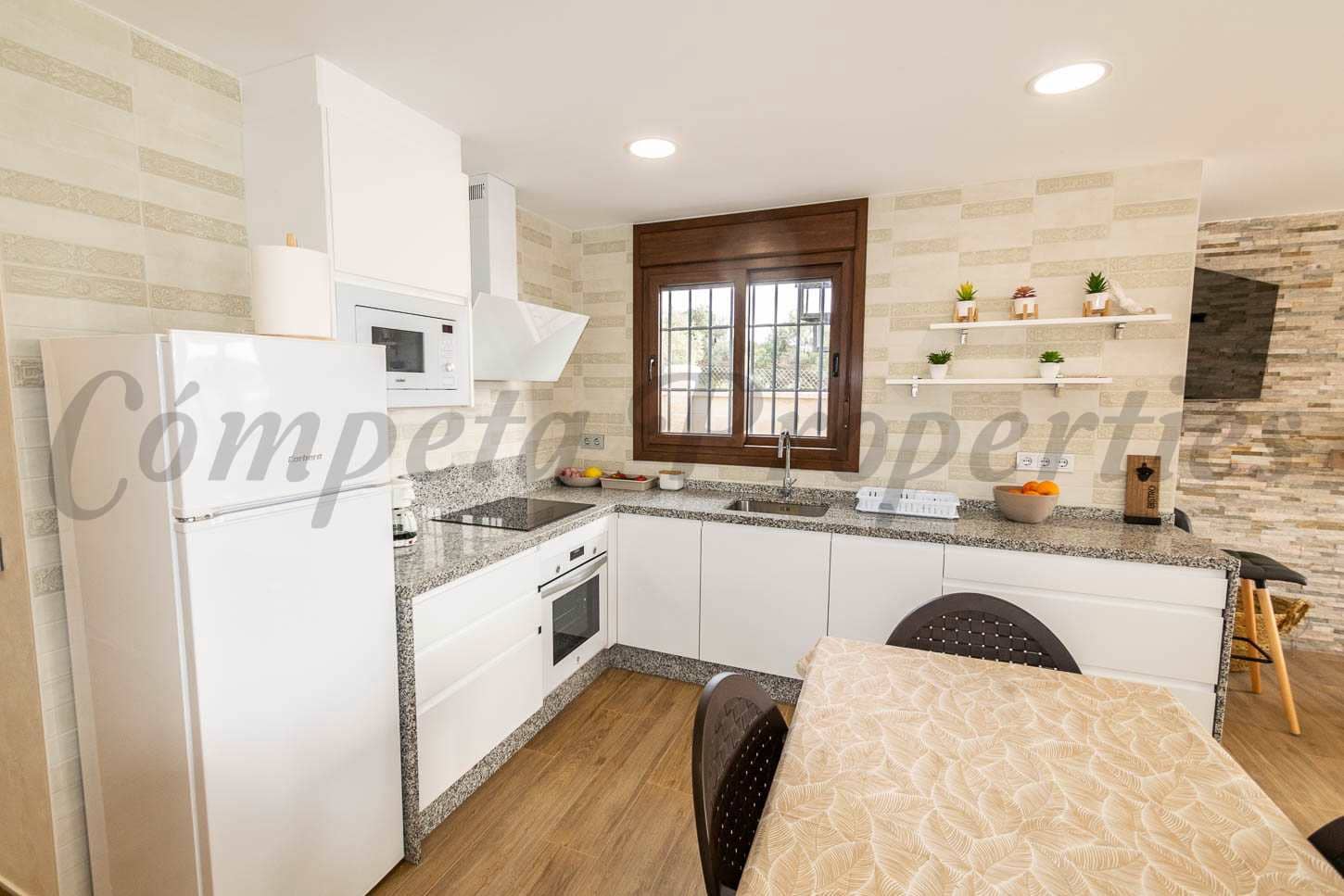 3 camera da letto Finca/Casa di Campagna da affitare come casa vacanza in Torrox con piscina garage - 1.225 € (Rif: 8200684)