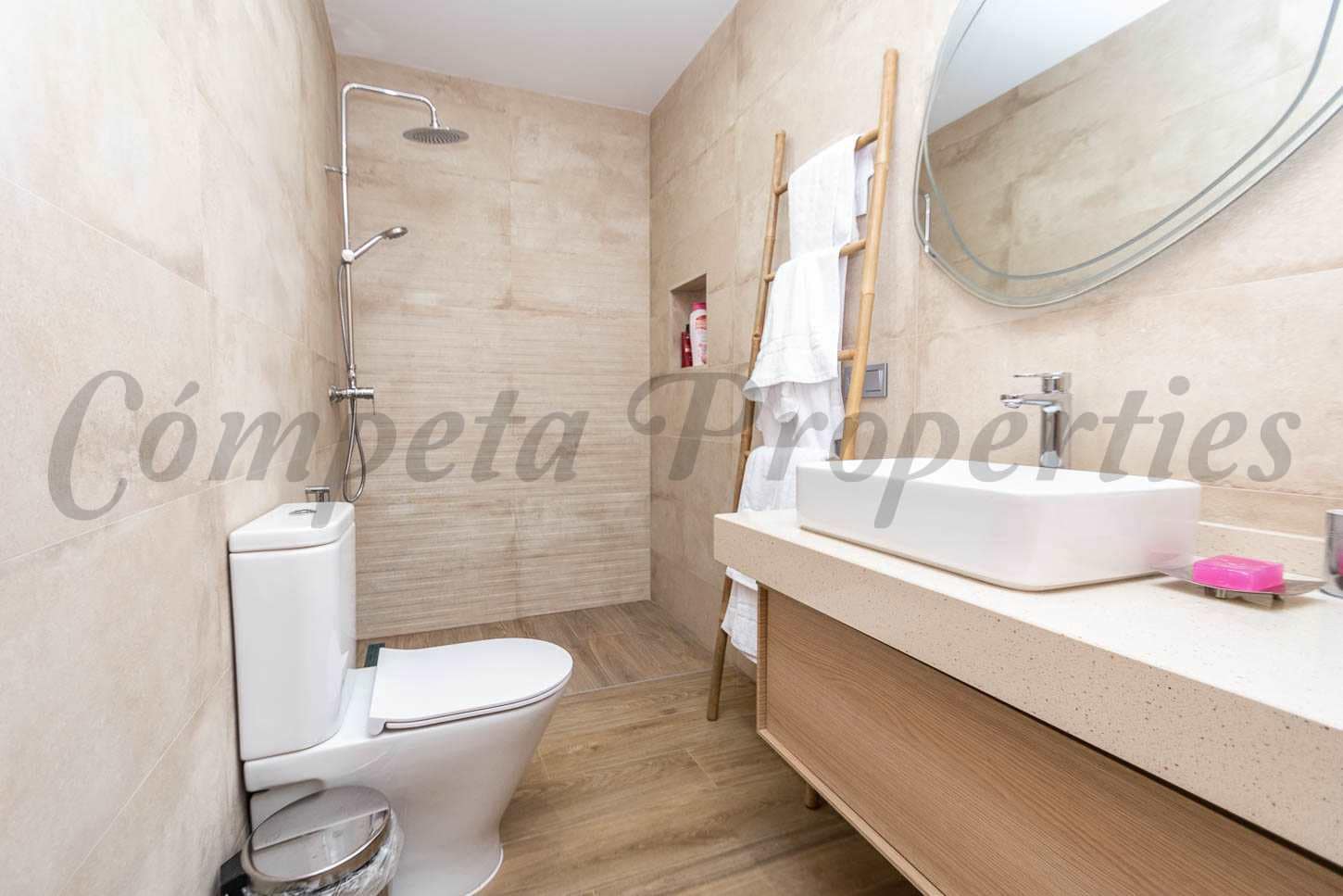 3 camera da letto Finca/Casa di Campagna da affitare come casa vacanza in Torrox con piscina garage - 1.225 € (Rif: 8200684)