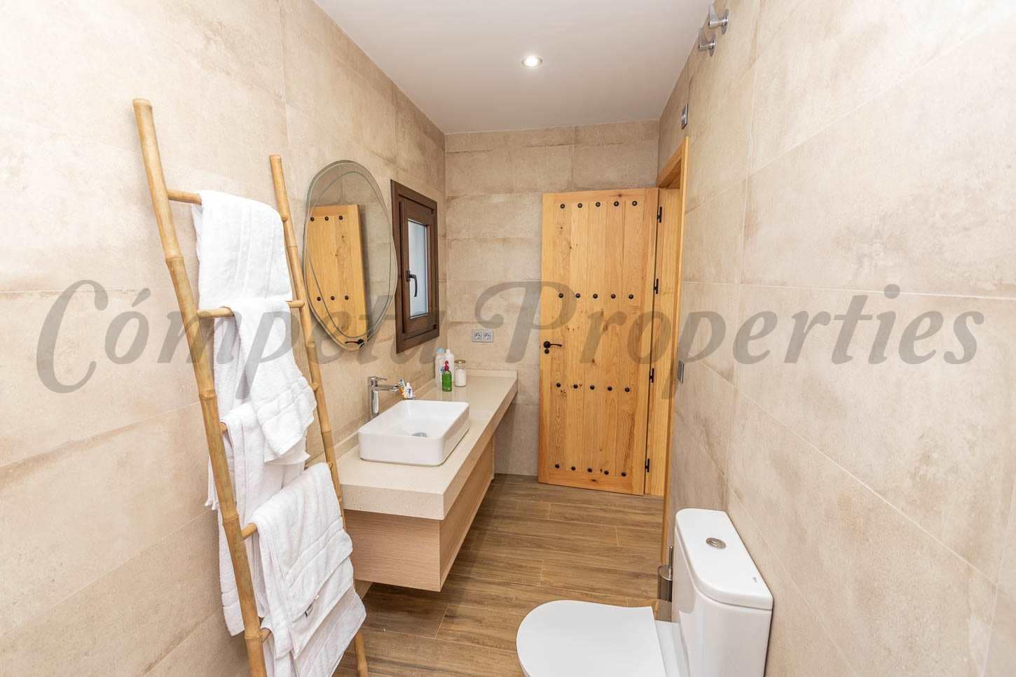 3 camera da letto Finca/Casa di Campagna da affitare come casa vacanza in Torrox con piscina garage - 1.225 € (Rif: 8200684)