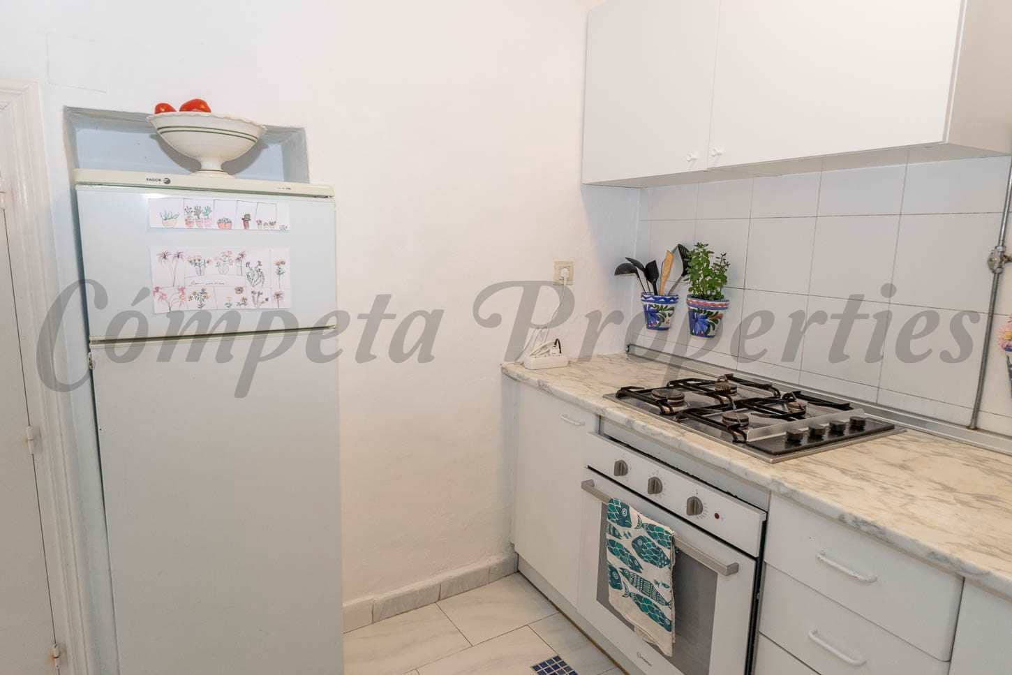 3 soverom Hus til salgs i Torrox - € 470 (Ref: 8223601)