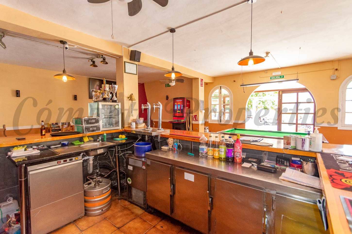 6 slaapkamer Villa te koop in Competa - € 750.000 (Ref: 8223644)