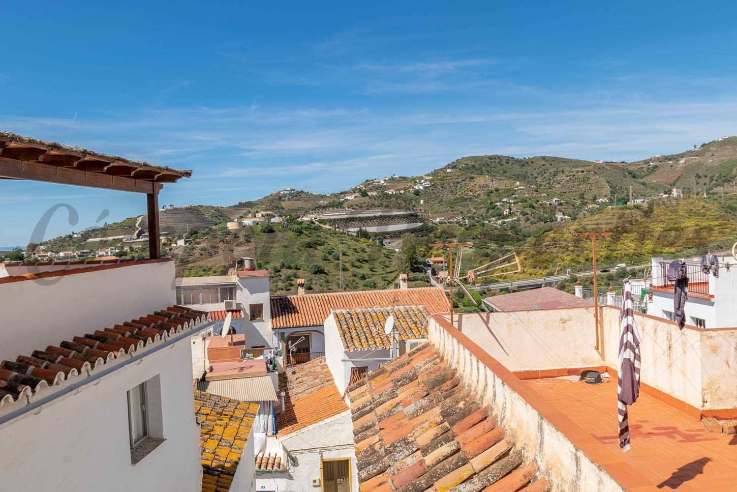 3 slaapkamer Huis voor vakantieverhuur in Torrox - € 470 (Ref: 8229791)