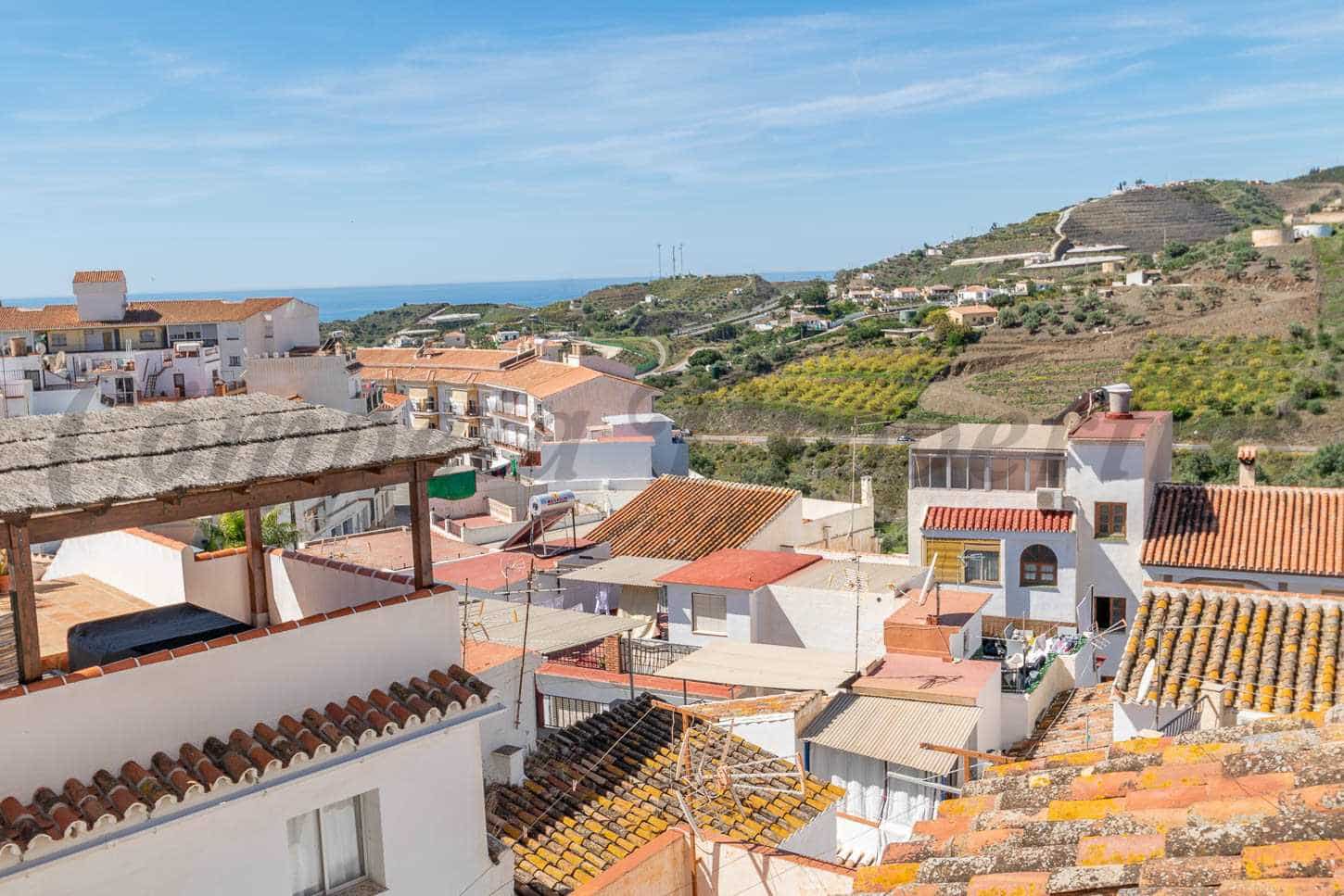 3 slaapkamer Huis voor vakantieverhuur in Torrox - € 470 (Ref: 8229791)