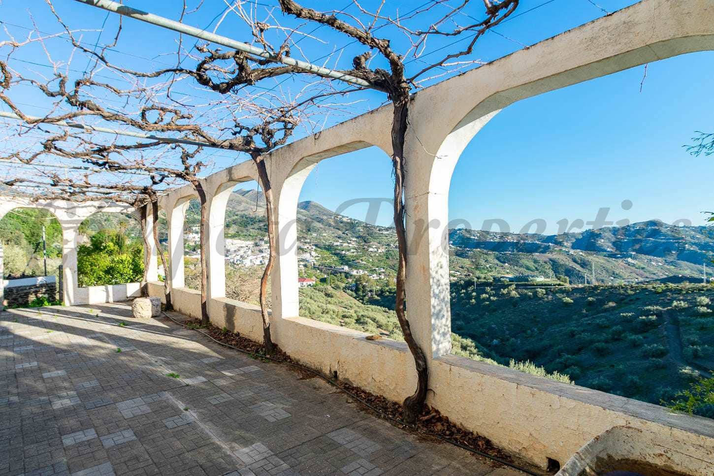 3 chambre Villa/Maison à vendre à Canillas de Albaida - 350 000 € (Ref: 8237603)