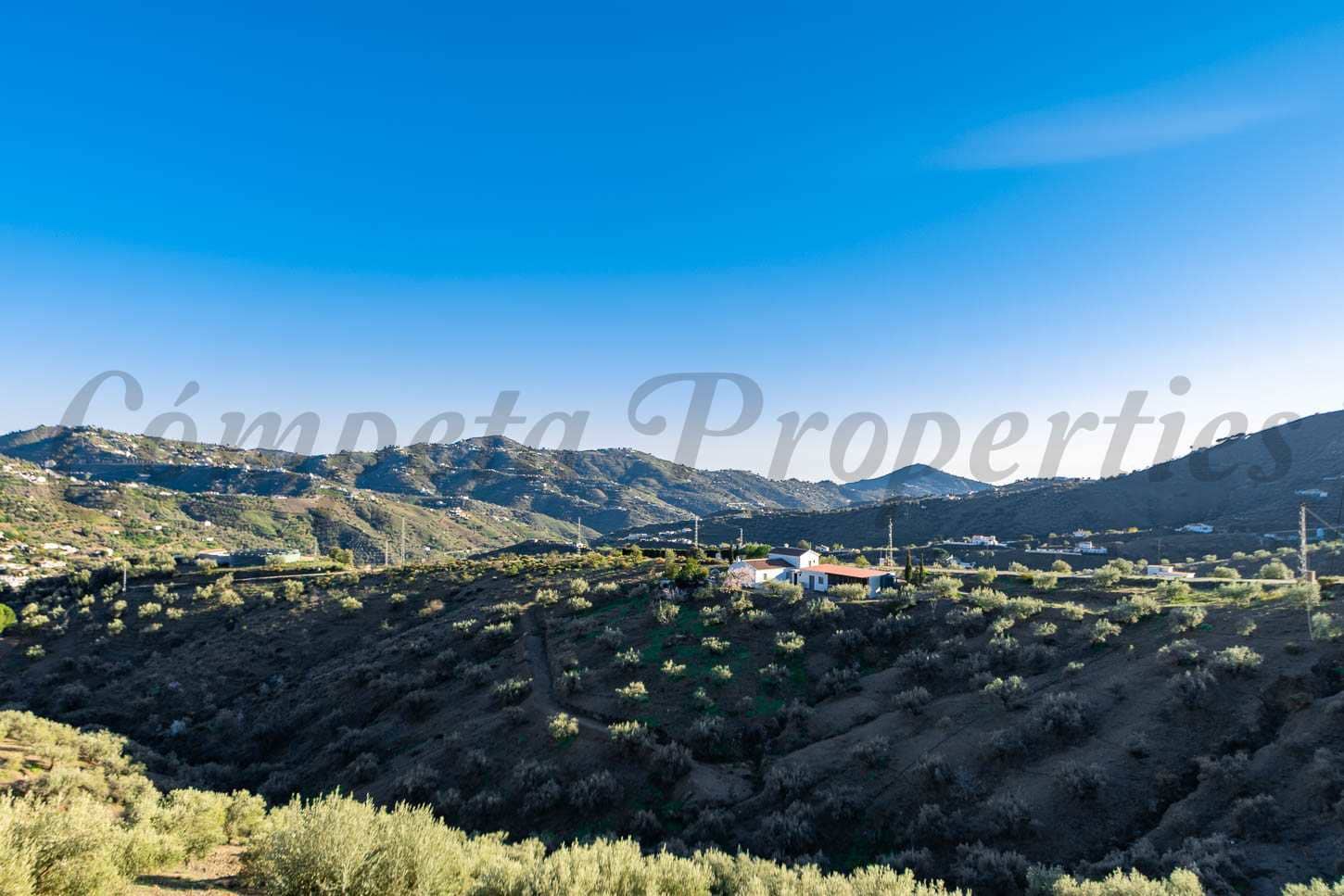 3 chambre Villa/Maison à vendre à Canillas de Albaida - 350 000 € (Ref: 8237603)