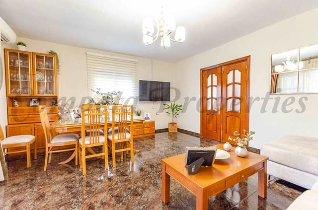 3 slaapkamer Huis te koop in Cómpeta met garage - € 378.000 (Ref: 8263777)