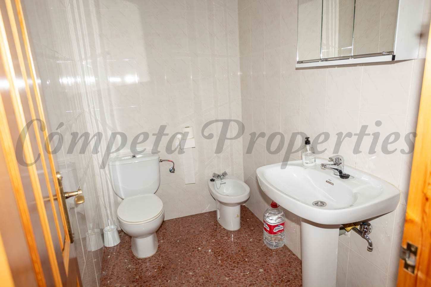 3 quarto Apartamento para venda em Nerja - 200 000 € (Ref: 8292949)