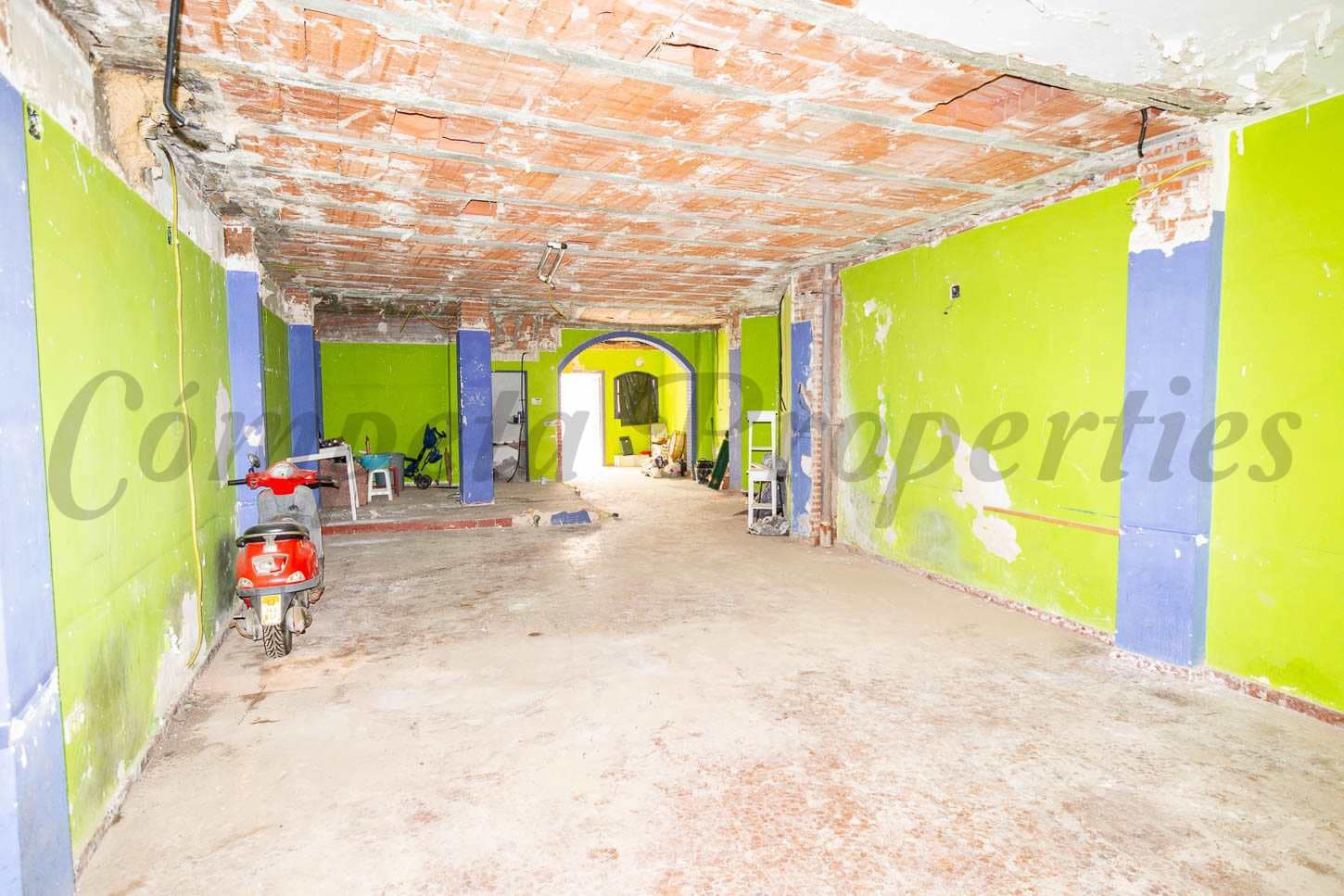 Huis te koop in Nerja - € 629.000 (Ref: 8305947)