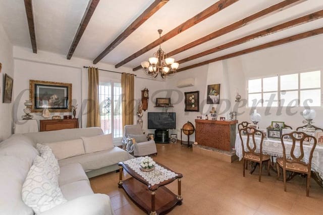 4 soverom Villa til salgs i Lagos, Vélez-Málaga med svømmebasseng - € 550 000 (Ref: 8315502)