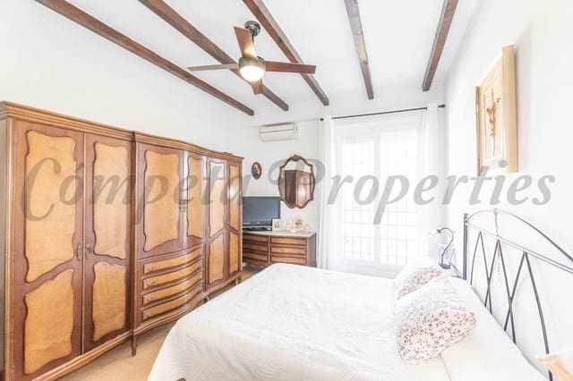 4 soverom Villa til salgs i Lagos, Vélez-Málaga med svømmebasseng - € 550 000 (Ref: 8315502)